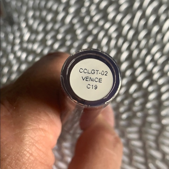 NEW Cargo eyeshadow palette and lip gloss - Picture 8 of 8